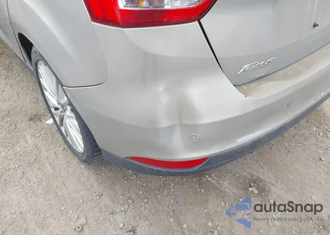 2015 Ford Focus Titanium из США, поврежденный, VIN 1FADP3N29FL322609